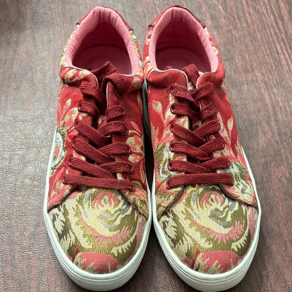 Isaac Mizrahi Red Floral Sneakers